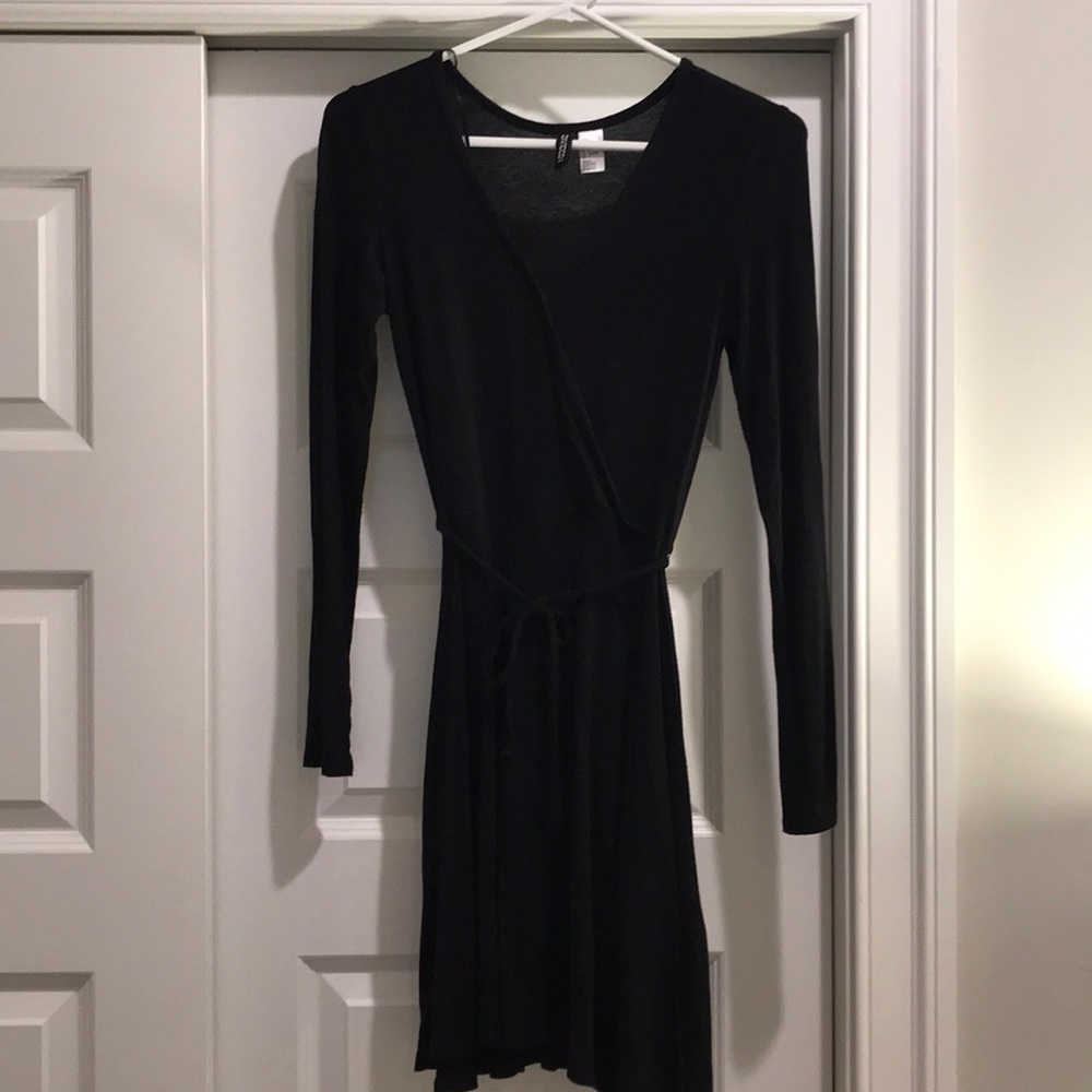 Black long sleeve belted skater dress